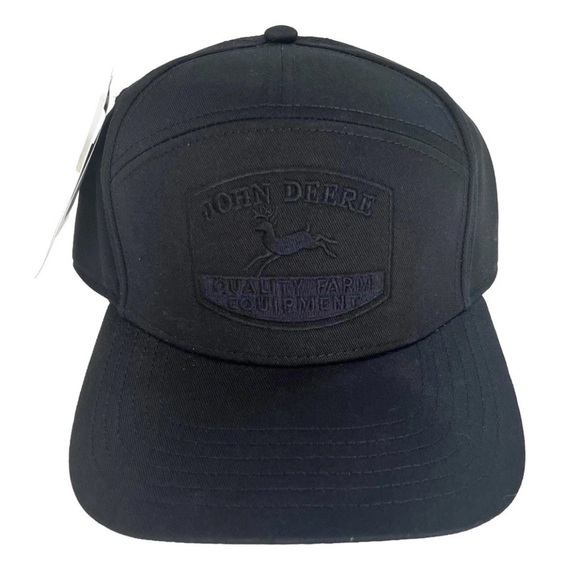 NWT John Deere Snapback Hat Cap All Black Embroidered Logo OSFA - Picture 1 of 7